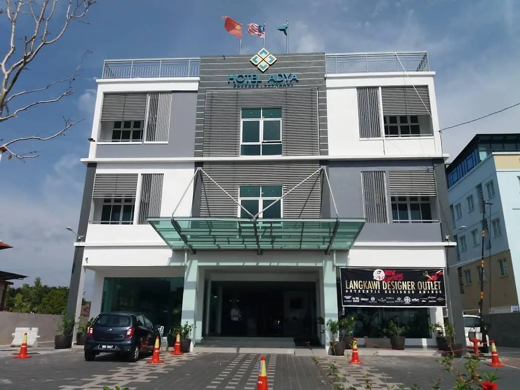 Hotel Adya Express Chenang Pantai Cenang