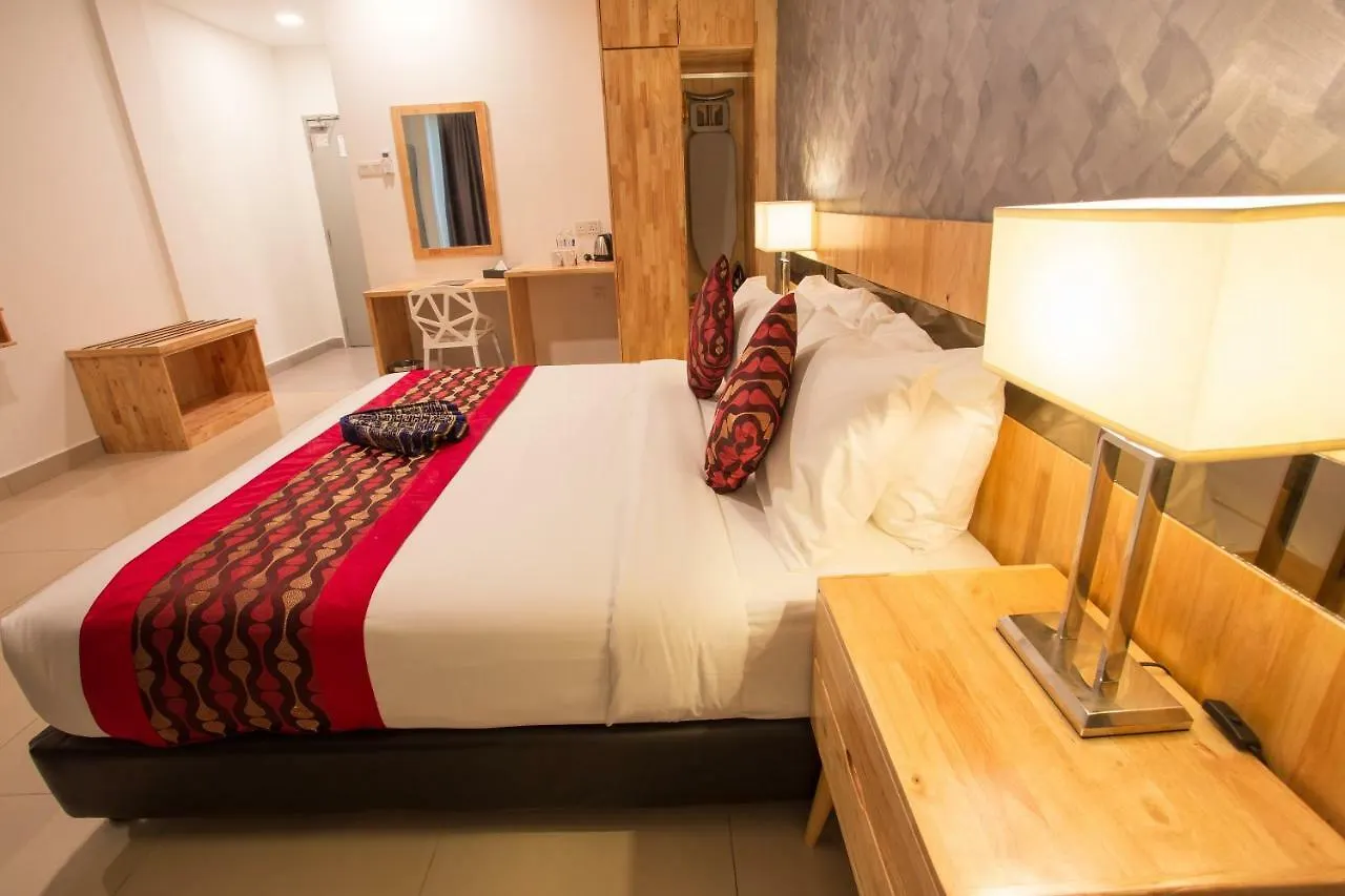 Hotel Adya Express Chenang Pantai Cenang