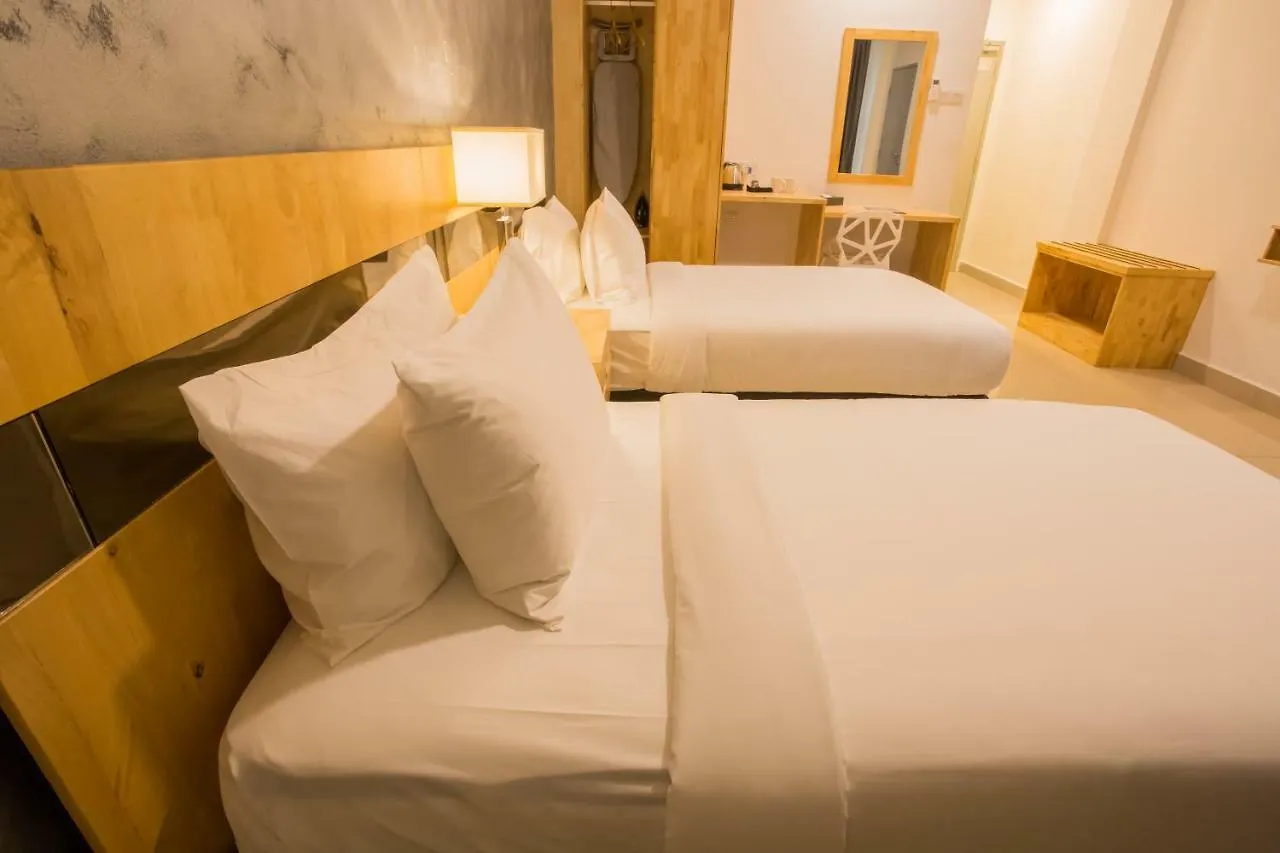 Hotel Adya Express Chenang Pantai Cenang  3*, Pantai Cenang (Langkawi) Malaisie