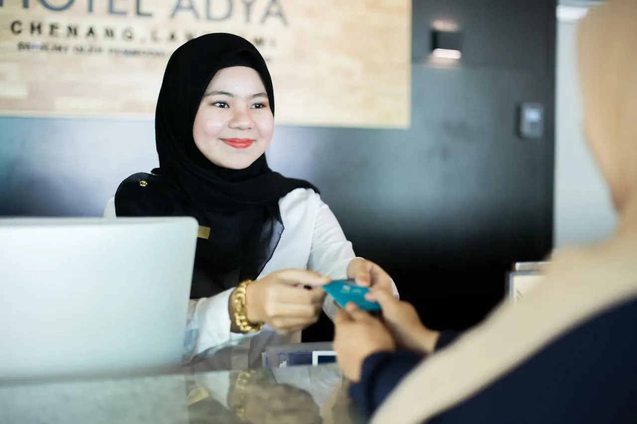 Hotel Adya Express Chenang Pantai Cenang  3*, Pantai Cenang (Langkawi) Malaisie