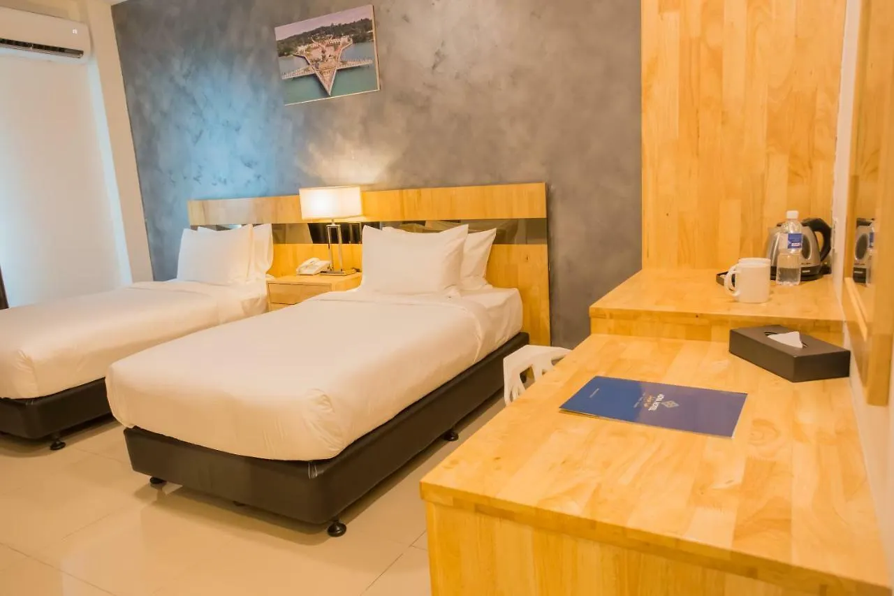 Hotel Adya Express Chenang Pantai Cenang